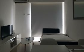 City Pearl - Modern 2 Bed Sea View Apt In City Centre